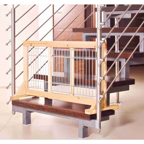 Trixie 65-108  x  50 Cm Dog Barrier - Wood